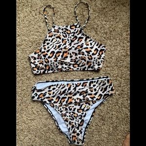 Size large Cheetah Print Swimsuit